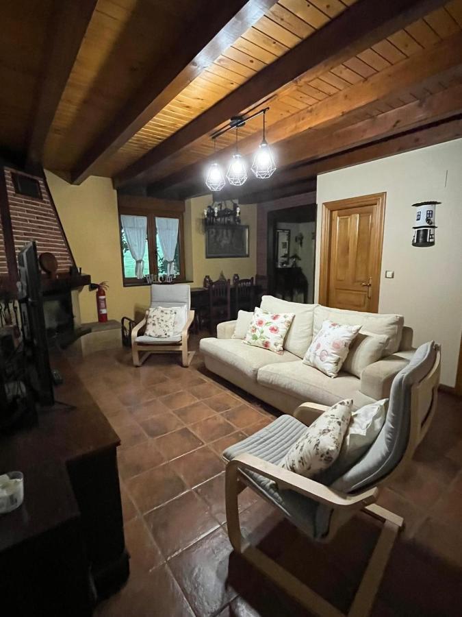 Villamerceditas Rasines Dış mekan fotoğraf